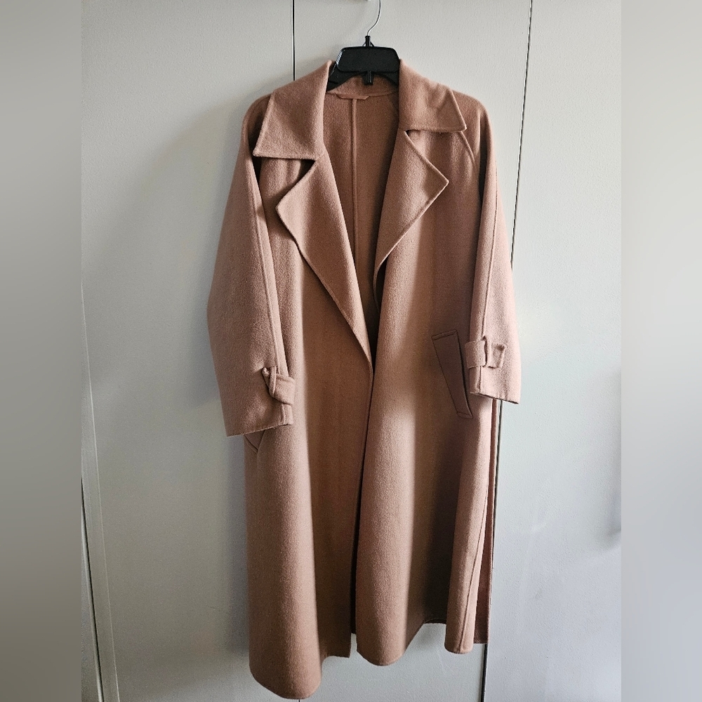 Reiss Size 6 Petite Rose Belted Coat